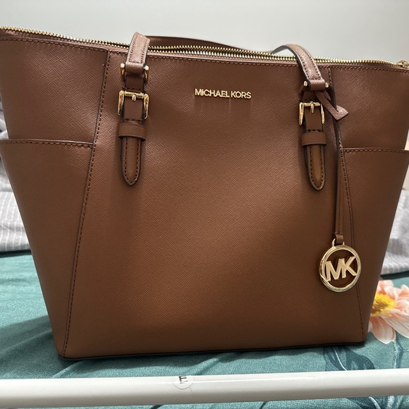 Michael Kors Handbags - Mk shoulder bag